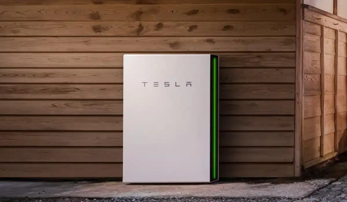 Tesla Powerwall 3 Outdoor Image